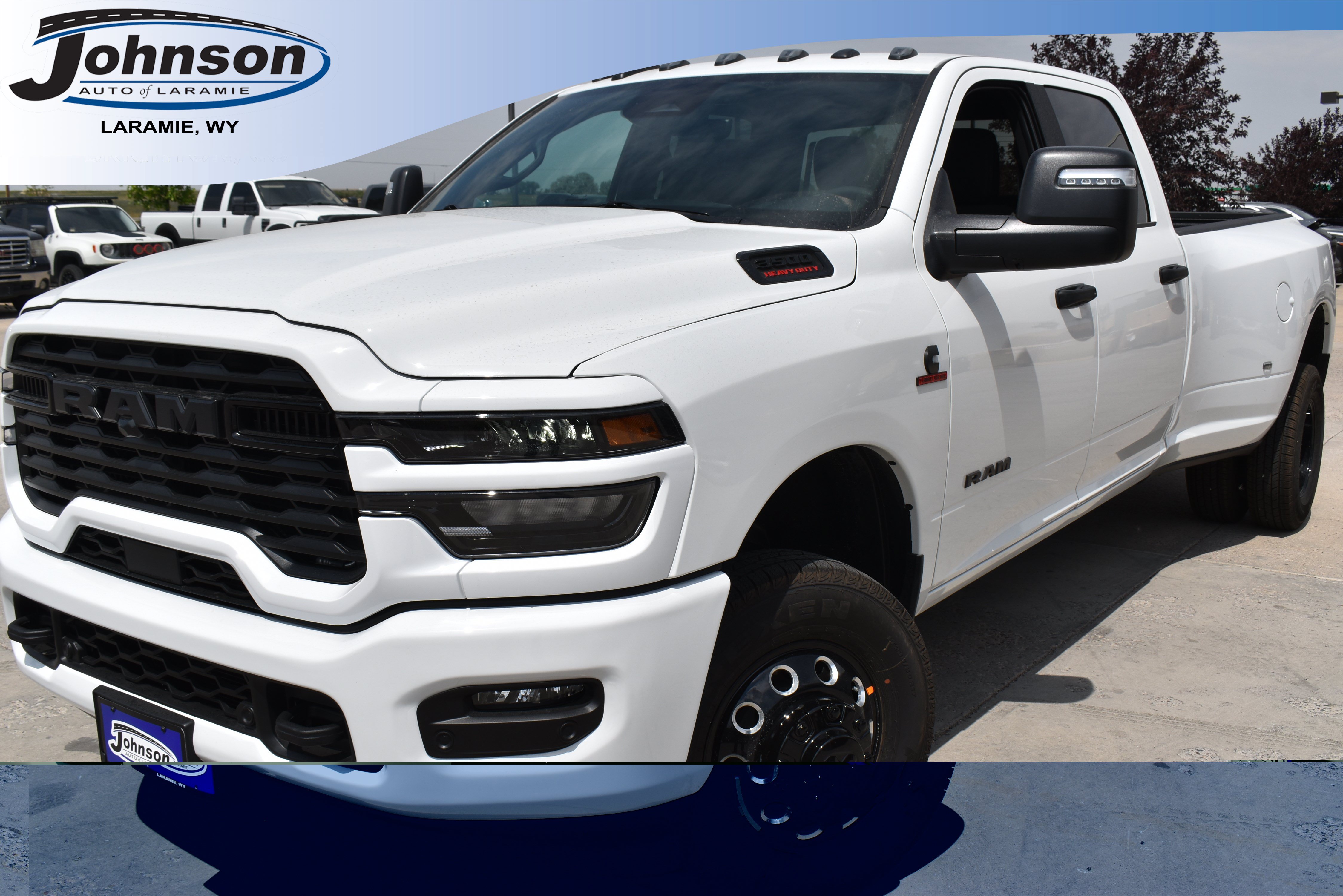 2026 Ram 3500 BIG HORN CREW CAB 4X4 8' BOX Pickup