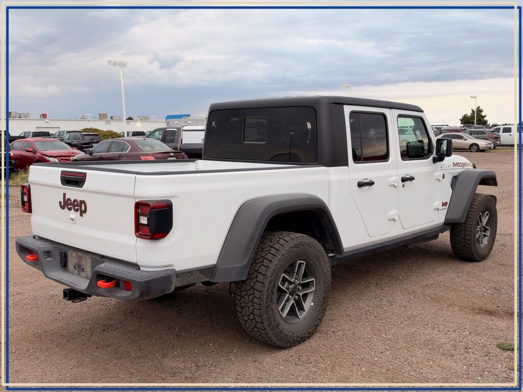 Used 2026 Jeep Gladiator Mojave