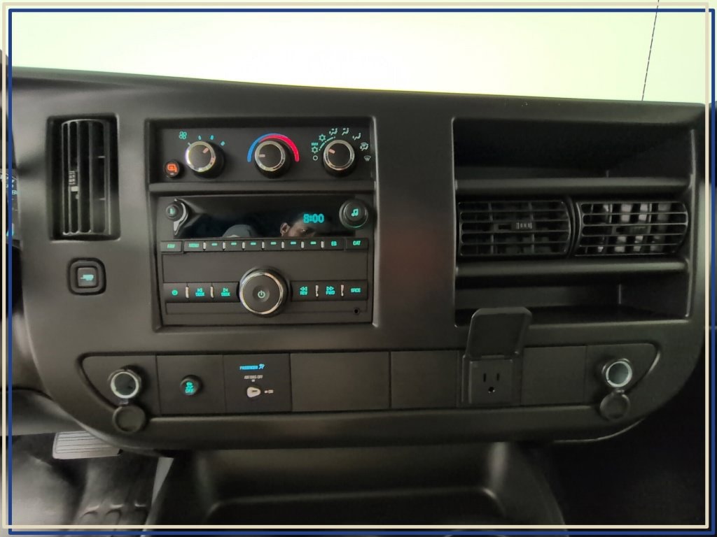 2026 Chevrolet Express Cargo Work Van - Photo 12
