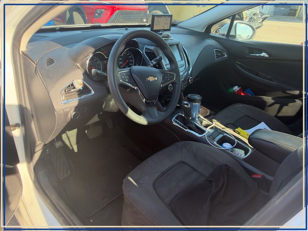 Used 2018 Chevrolet Cruze LT Car
