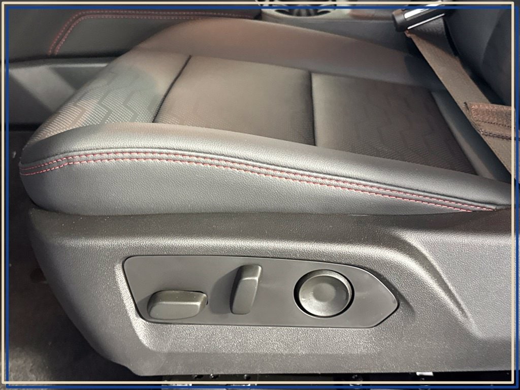 2026 Chevrolet Colorado Z71 - Photo 26