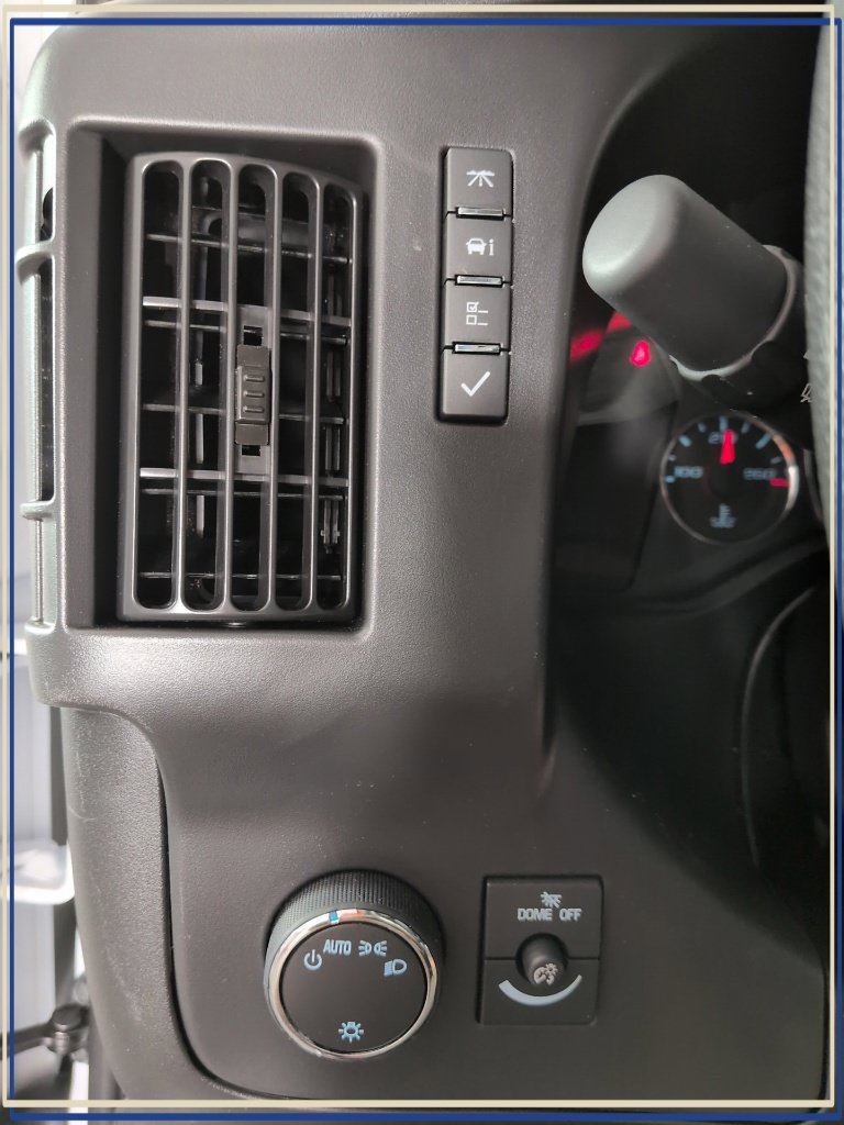 2026 Chevrolet Express Cargo Work Van - Photo 16