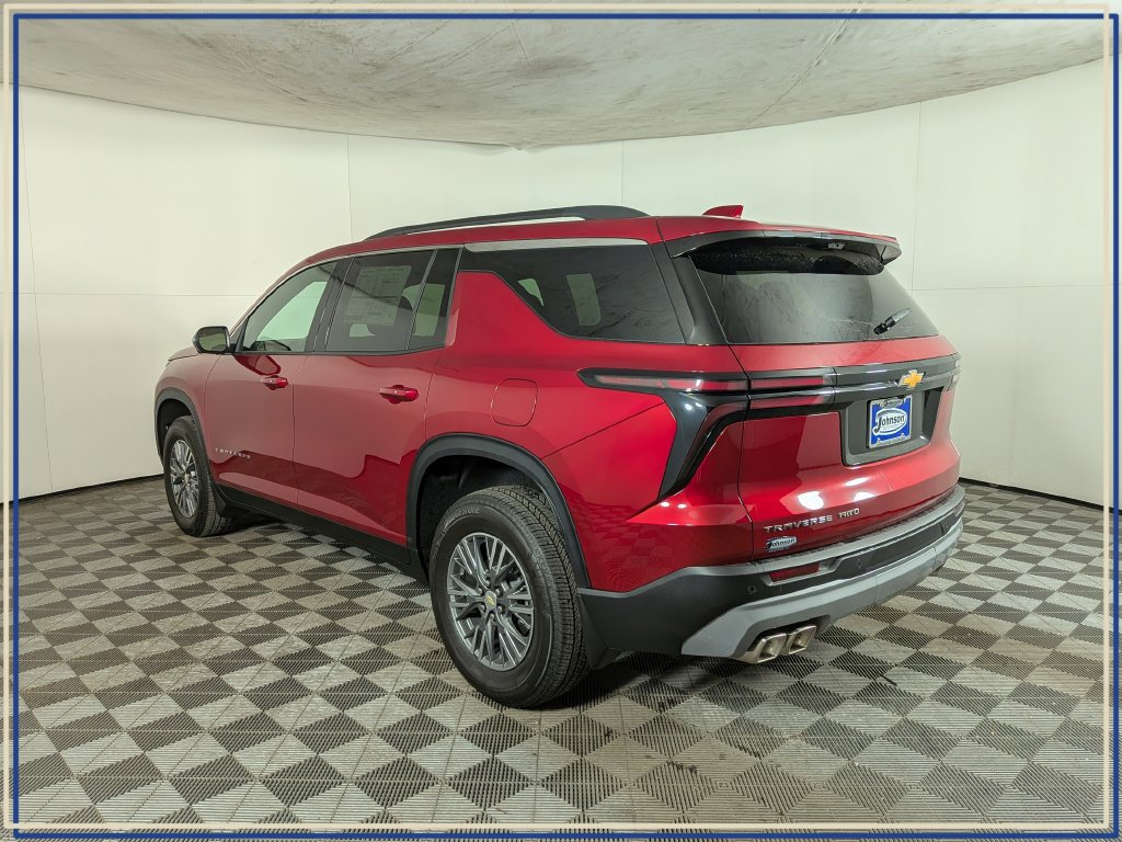 Used 2026 Chevrolet Traverse LT SUV