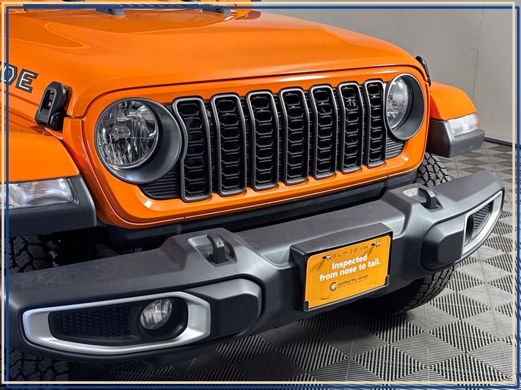 Used 2025 Jeep Gladiator High Tide Truck
