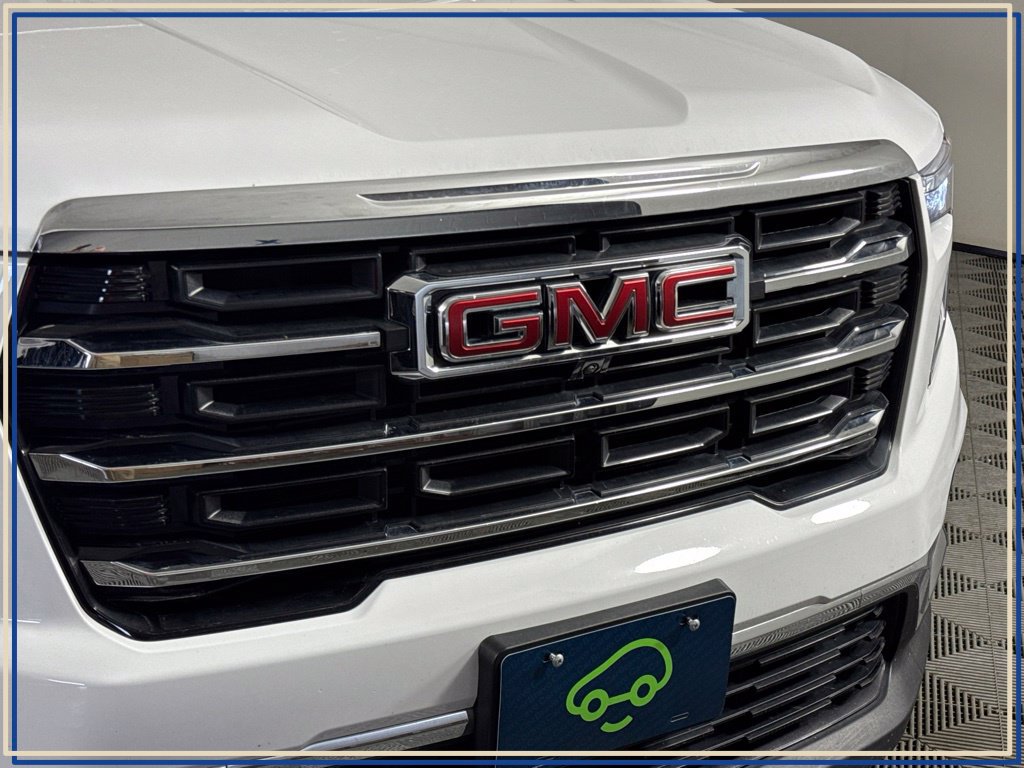 Used 2026 GMC Acadia Elevation SUV