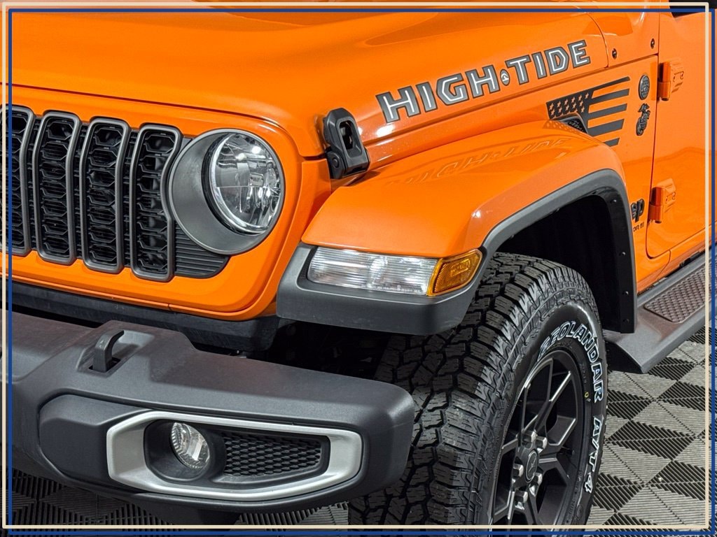 Used 2025 Jeep Gladiator High Tide Truck