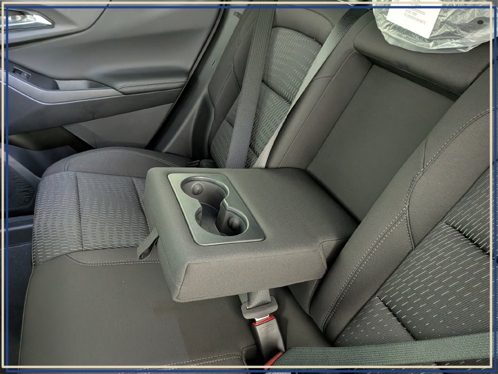 2027 Chevrolet Equinox LT - Photo 29