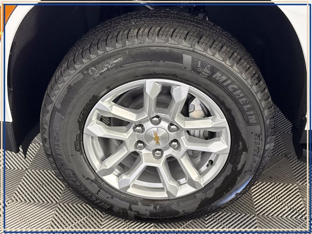2026 Chevrolet Tahoe LS - Photo 11