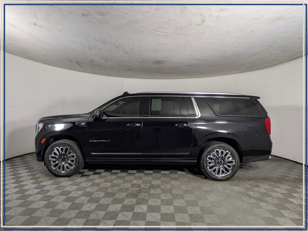 Used 2023 GMC Yukon XL Denali Ultimate SUV