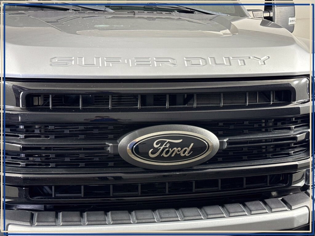Used 2022 Ford F-250 Lariat Truck