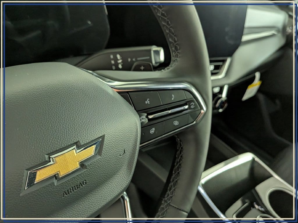 2027 Chevrolet Equinox LT - Photo 19
