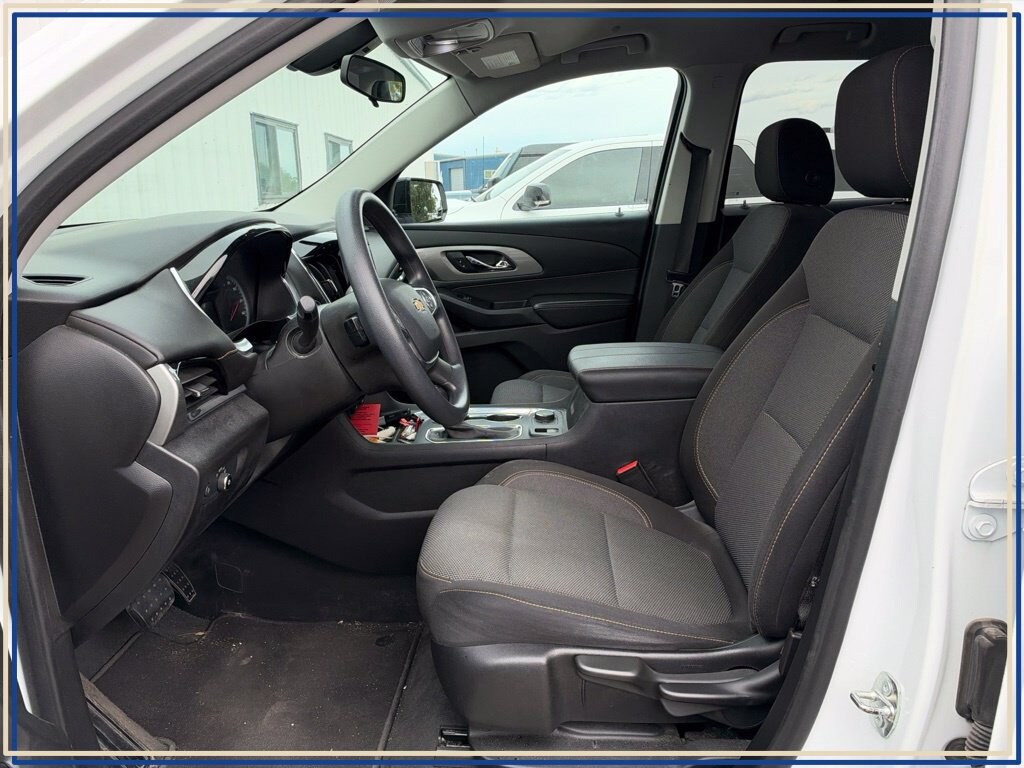 Used 2020 Chevrolet Traverse LS SUV