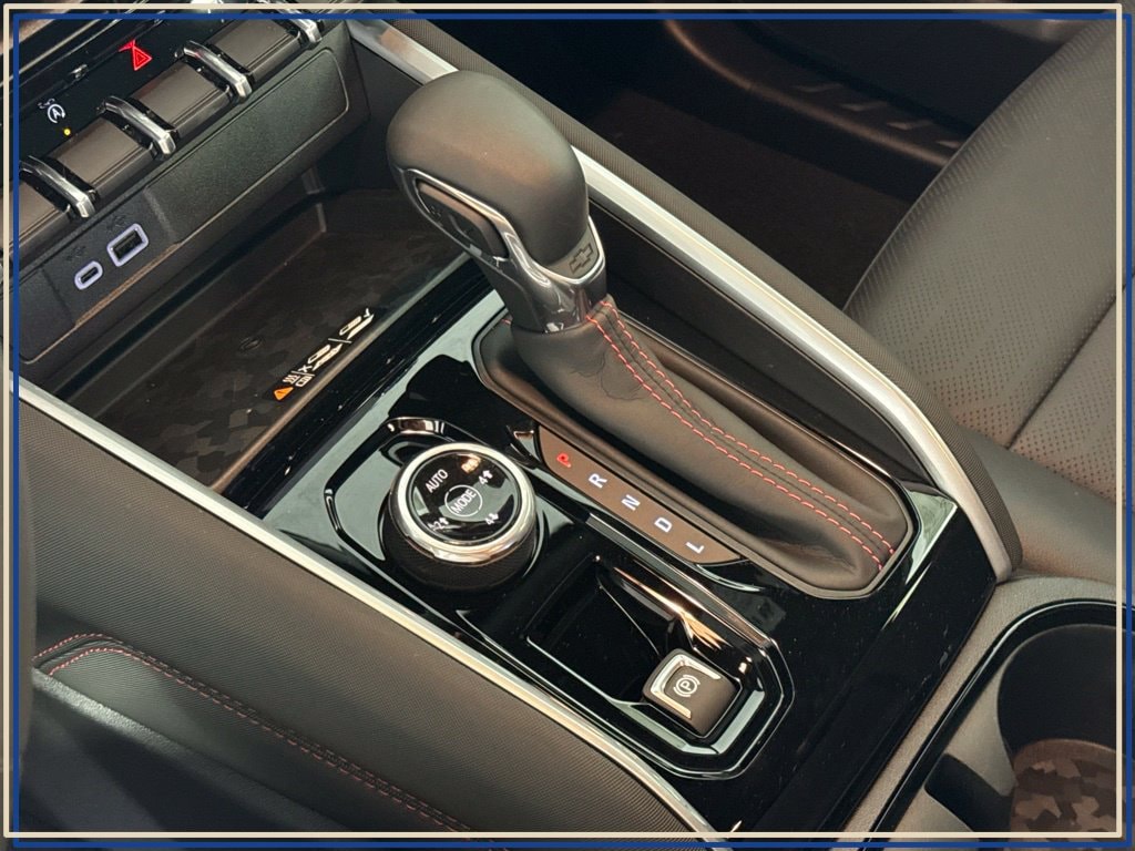 2026 Chevrolet Colorado Z71 - Photo 23