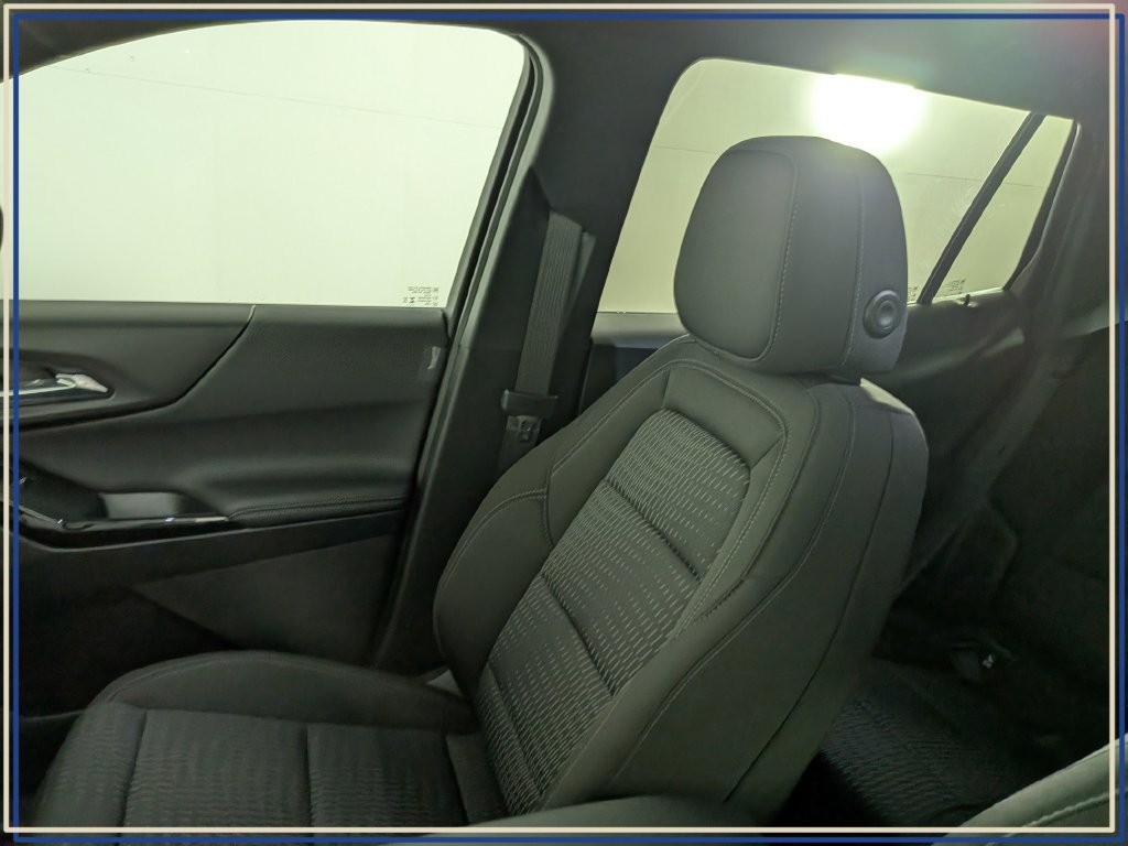 2027 Chevrolet Equinox LT - Photo 24