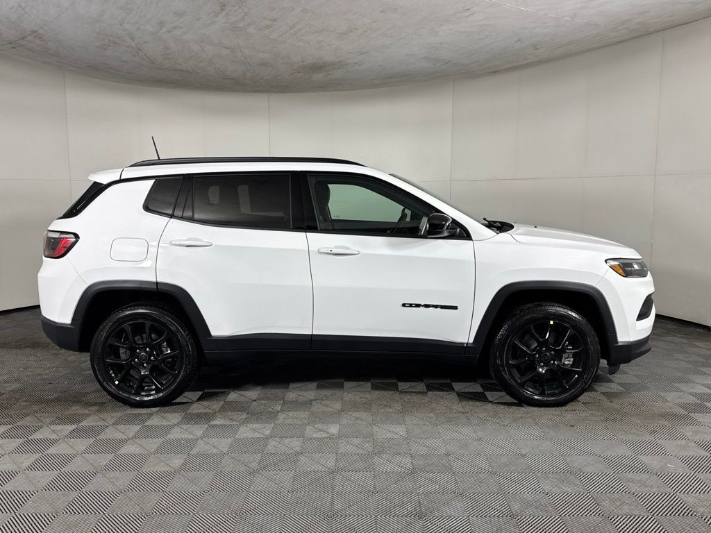 New 2026 Jeep Compass LATITUDE ALTITUDE 4X4 Sport Utility