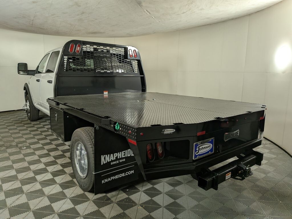 New 2026 Ram 3500 Chassis Cab TRADESMAN CREW 4X4 60' CA Pickup