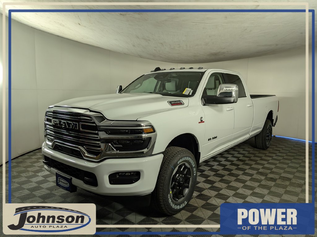 2027 Ram 3500 LARAMIE CREW CAB 4X4 8' BOX Pickup