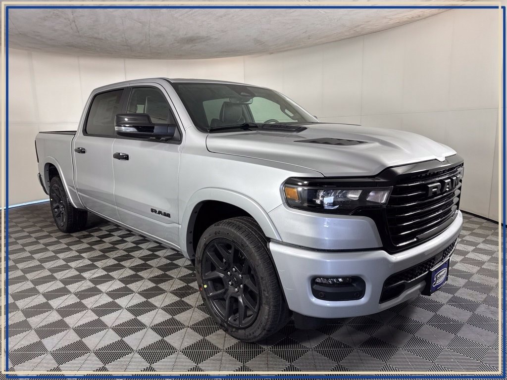 New 2026 Ram 1500 LARAMIE CREW CAB 4X4 5'7 BOX Pickup