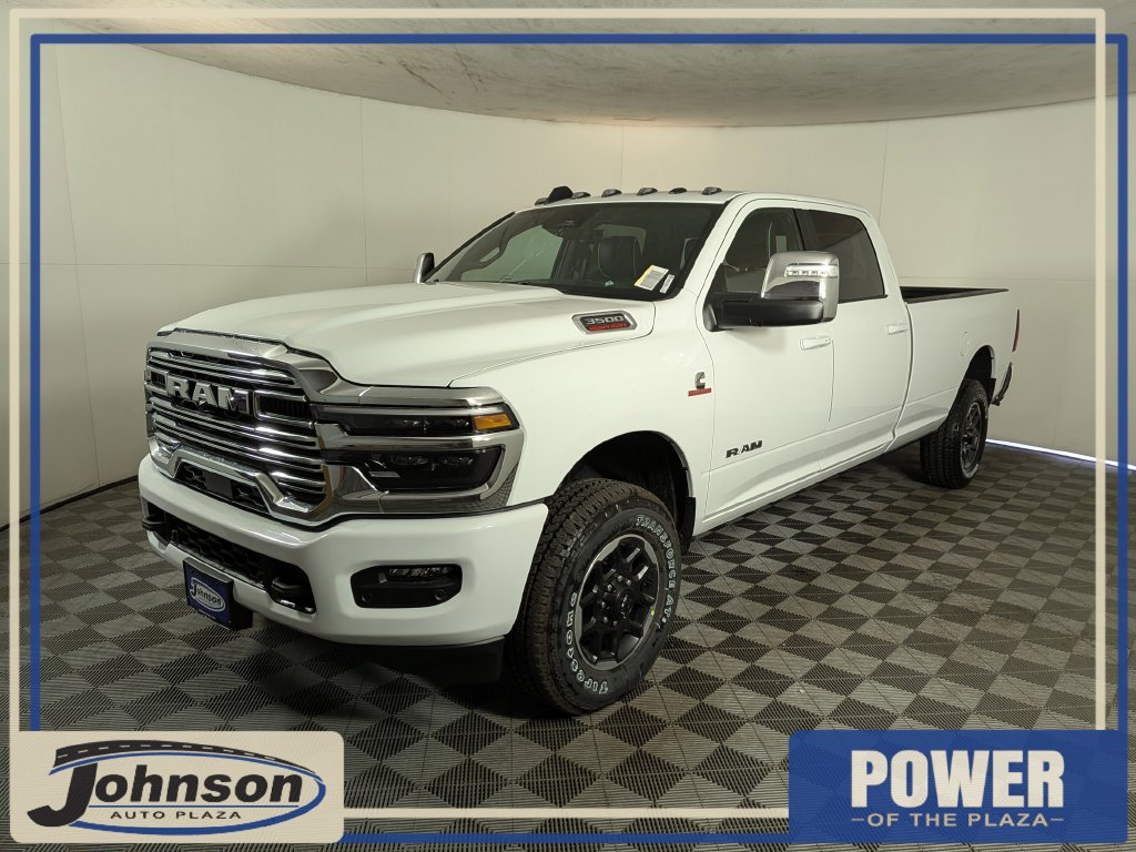 2027 Ram 3500 LARAMIE CREW CAB 4X4 8' BOX Pickup