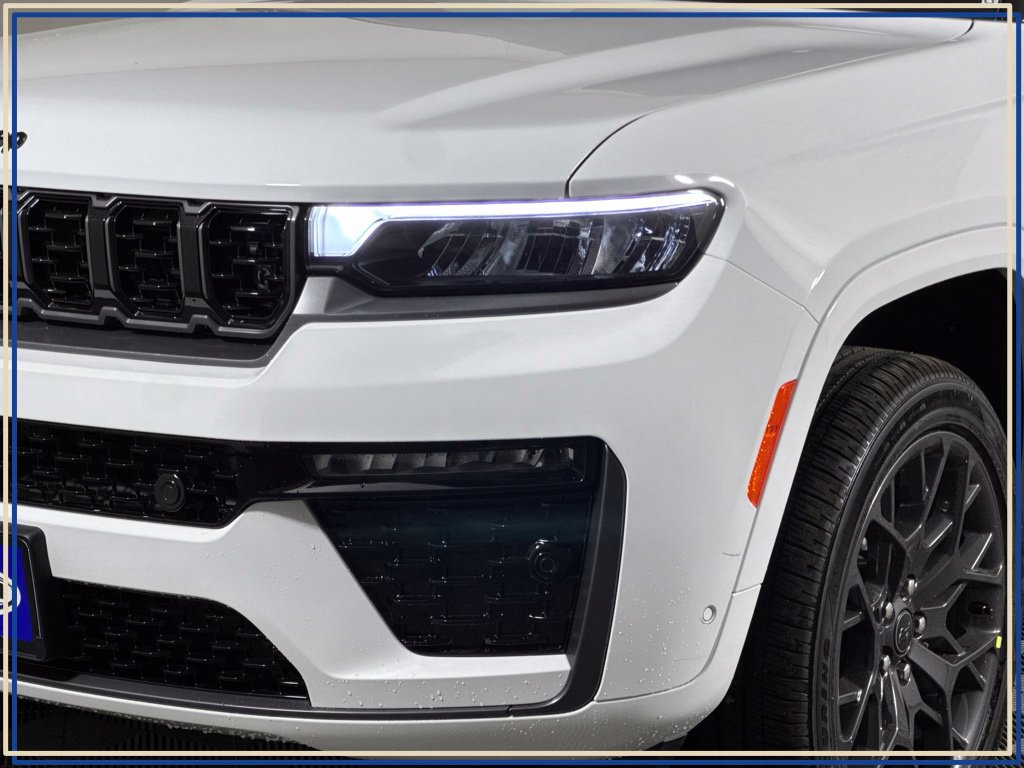 New 2027 Jeep Grand Cherokee SUMMIT 4X4 Sport Utility