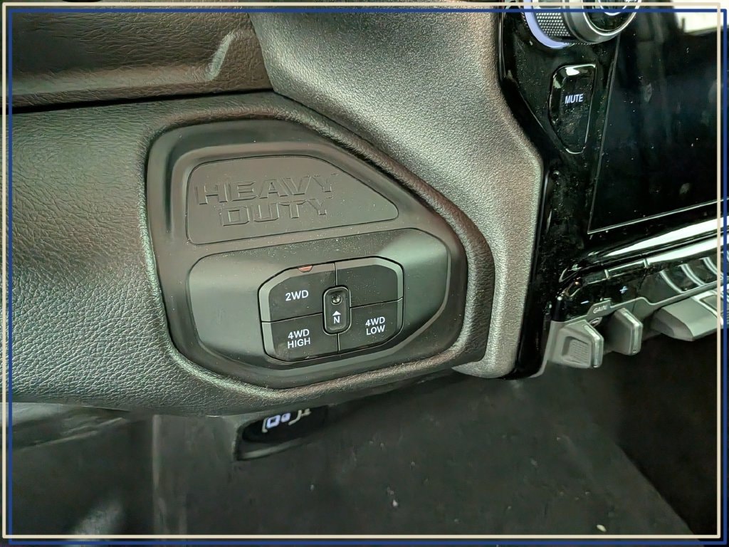 2026 RAM 2500 Tradesman/Black Express - Photo 20