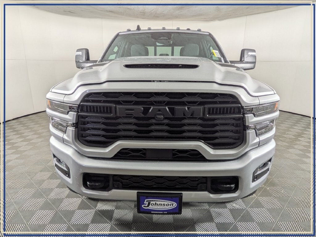 New 2026 Ram 2500 BLACK EXPRESS CREW CAB 4X4 6'4 BOX Pickup