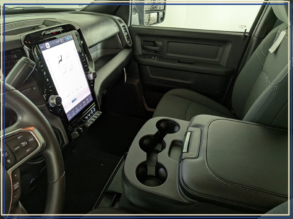 2026 RAM 2500 Tradesman/Black Express - Photo 23