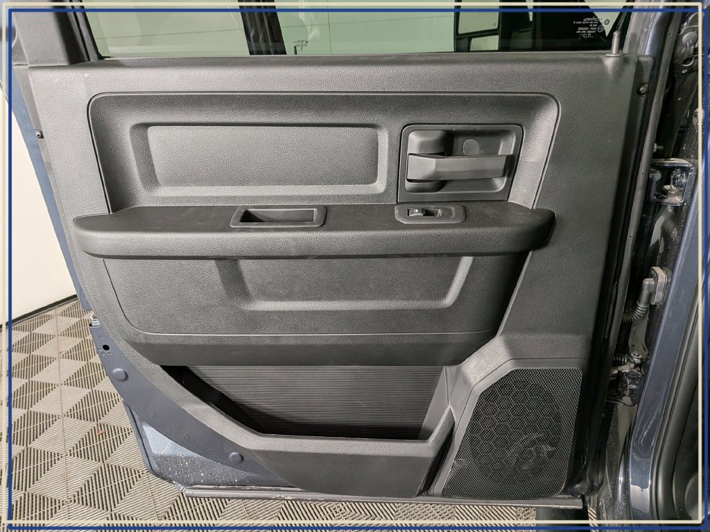 2026 RAM 2500 Tradesman/Black Express - Photo 25