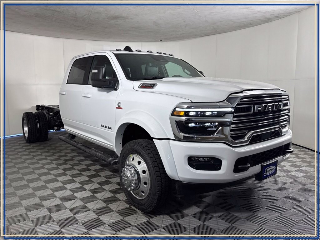 New 2027 Ram 5500 Chassis BIG HORN CREW 4X4 84' CA Pickup