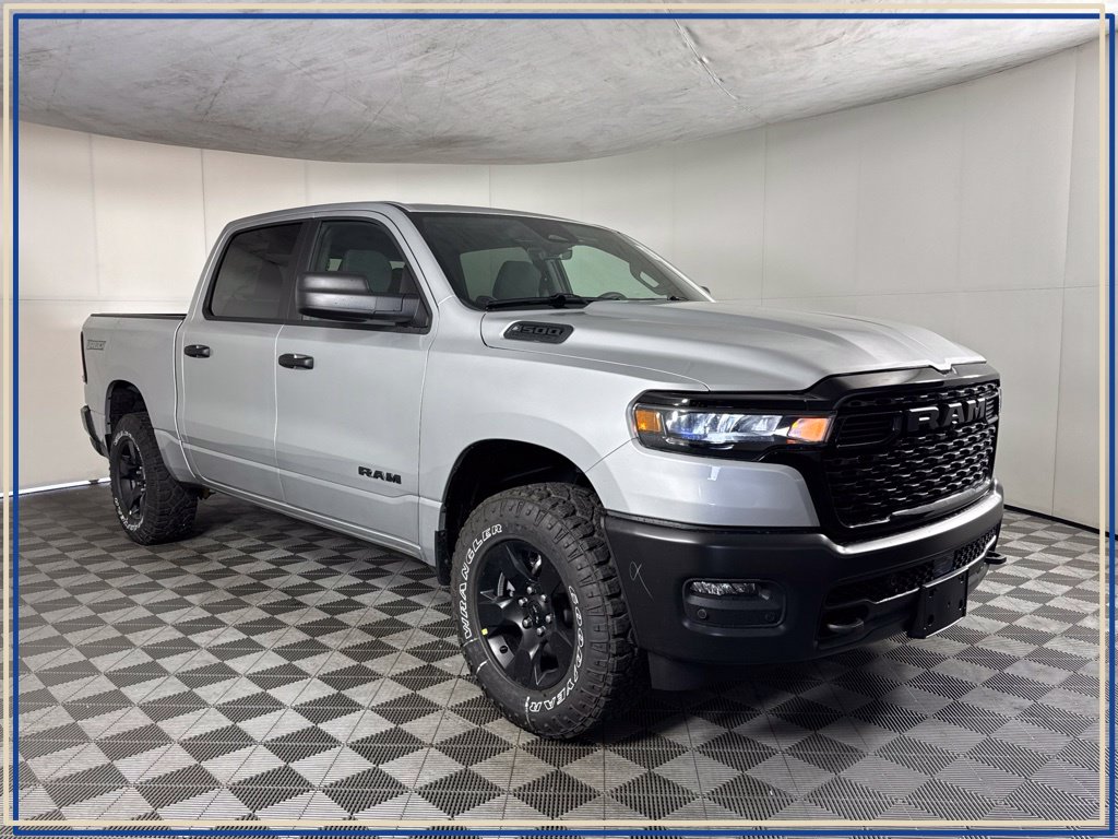 New 2026 Ram 1500 WARLOCK CREW CAB 4X4 5'7 BOX Pickup