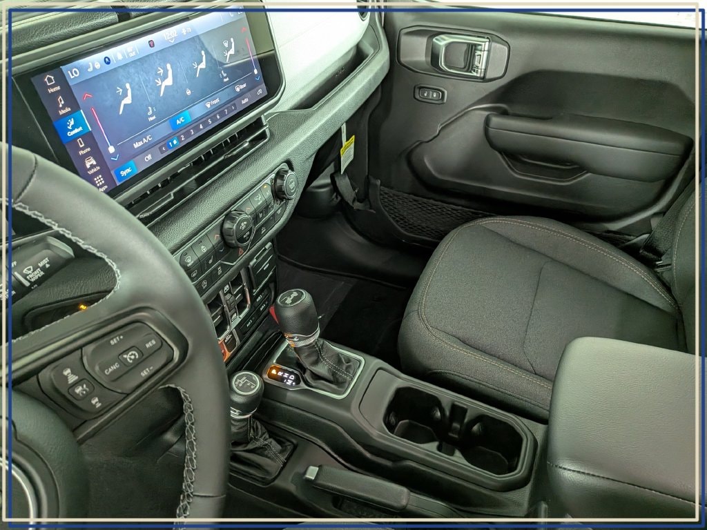 2026 Jeep Wrangler 4-Door Willys - Photo 24
