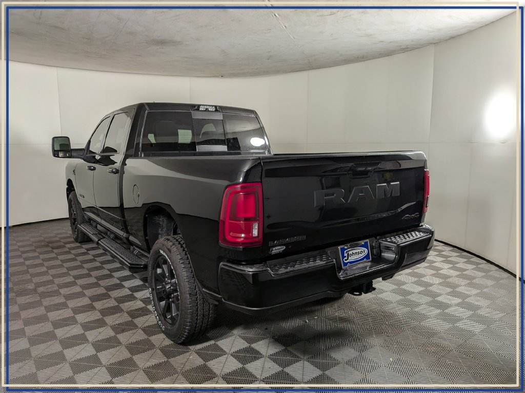 New 2026 Ram 2500 LARAMIE CREW CAB 4X4 6'4 BOX Pickup