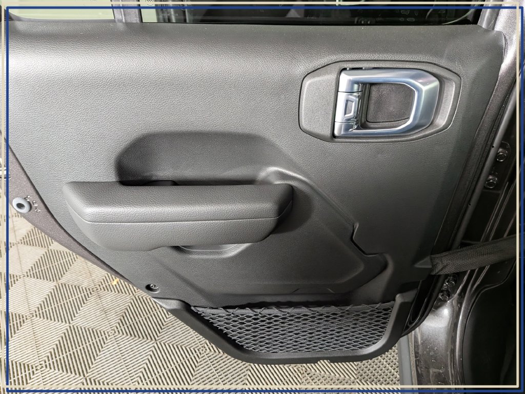 2026 Jeep Wrangler 4-Door Willys - Photo 26