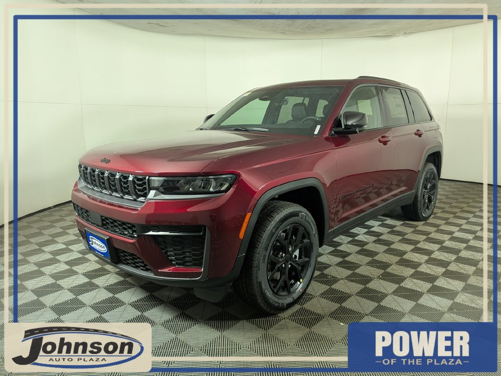 2026 Jeep Grand Cherokee Laredo