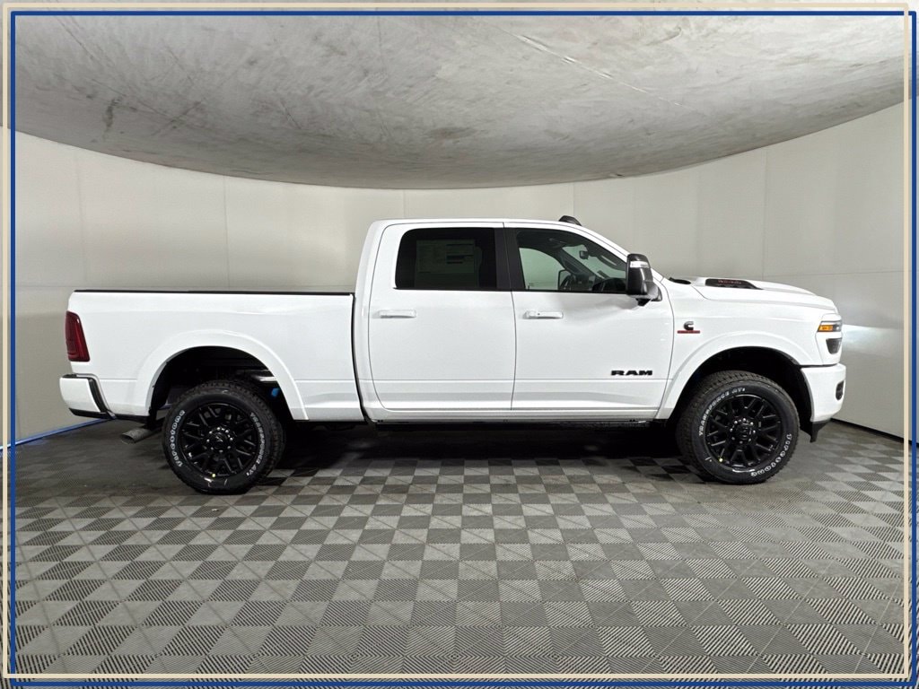 New 2027 Ram 2500 LIMITED CREW CAB 4X4 6'4 BOX Pickup
