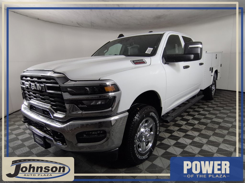 2026 Ram 2500 TRADESMAN CREW CAB 4X4 8' BOX Pickup