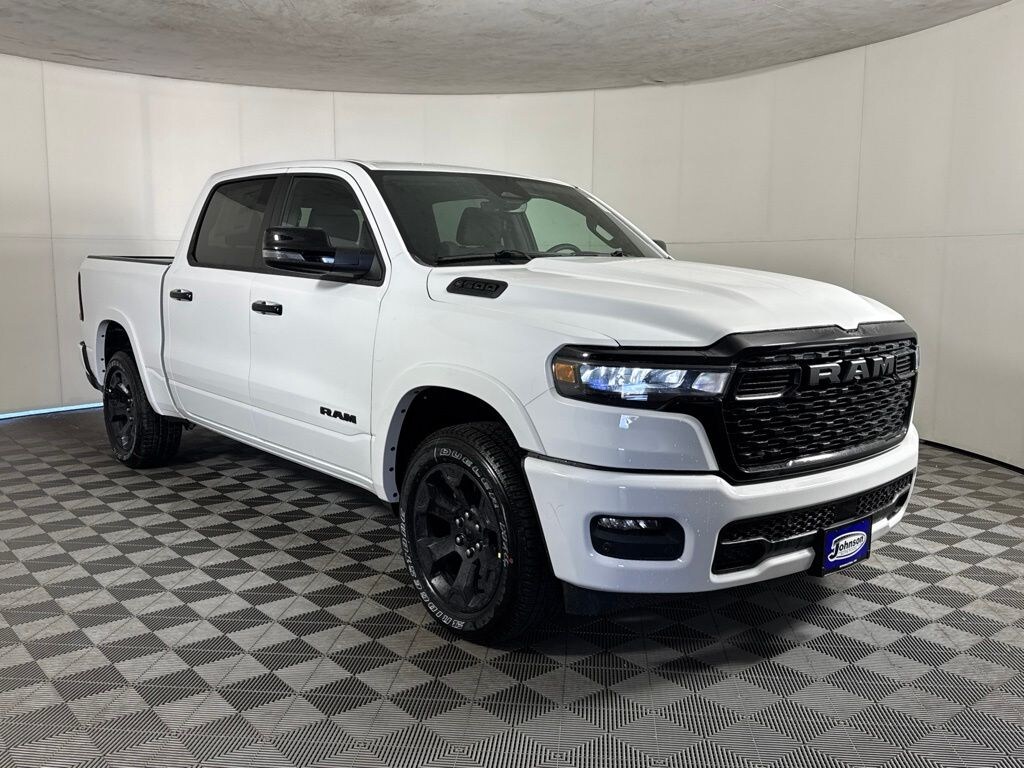 New 2026 Ram 1500 BIG HORN CREW CAB 4X4 5'7 BOX Pickup