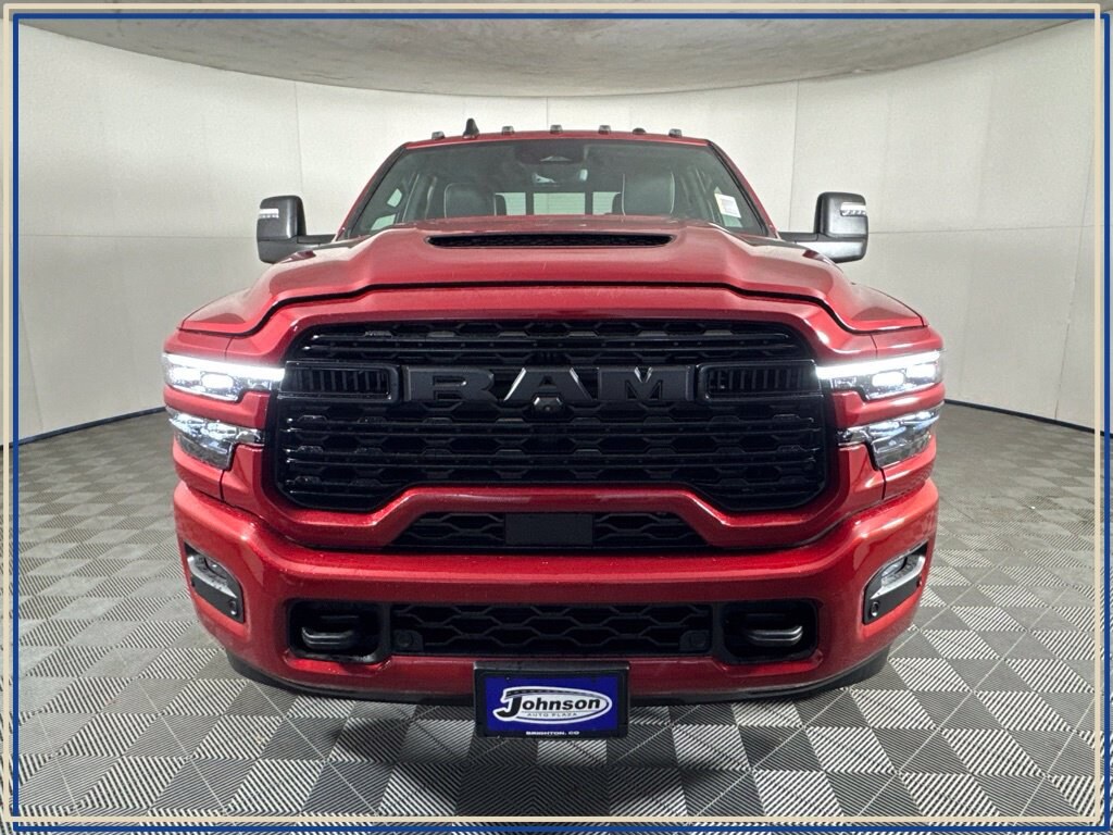 New 2027 Ram 3500 LIMITED CREW CAB 4X4 8' BOX Pickup