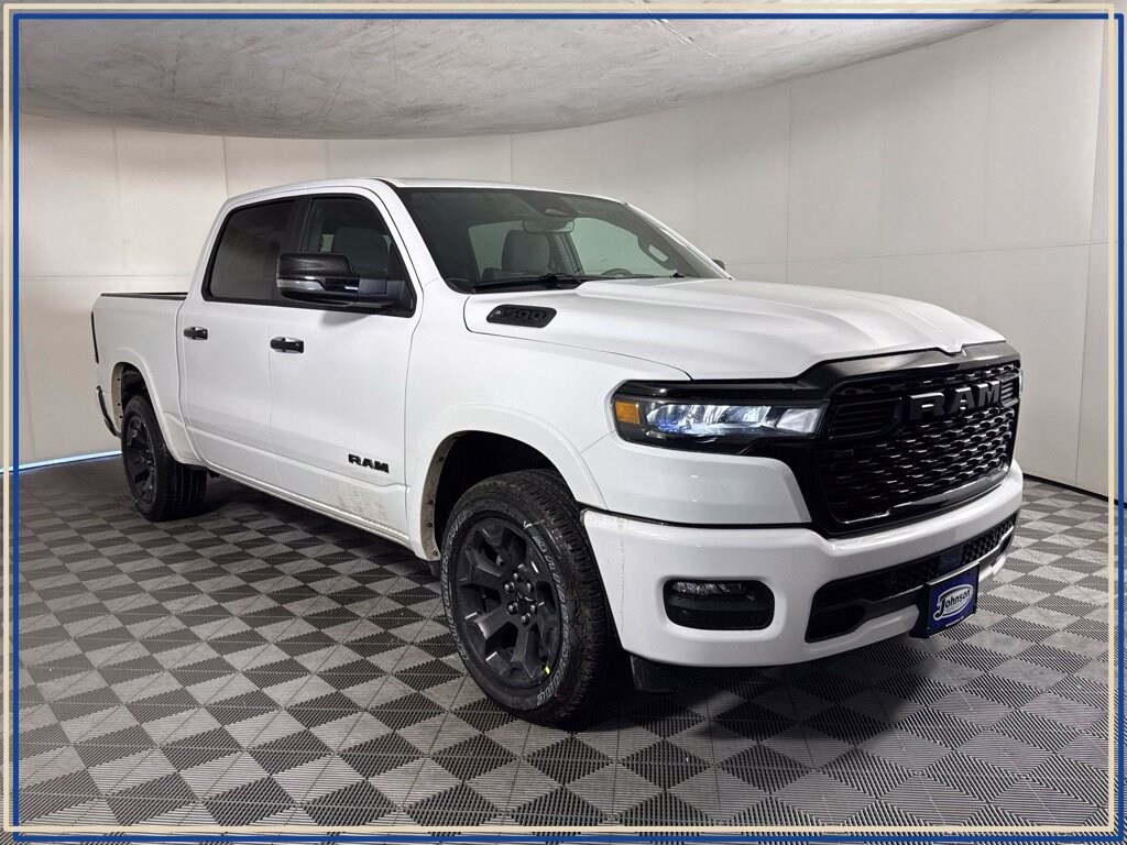 New 2026 Ram 1500 BIG HORN CREW CAB 4X4 5'7 BOX Pickup