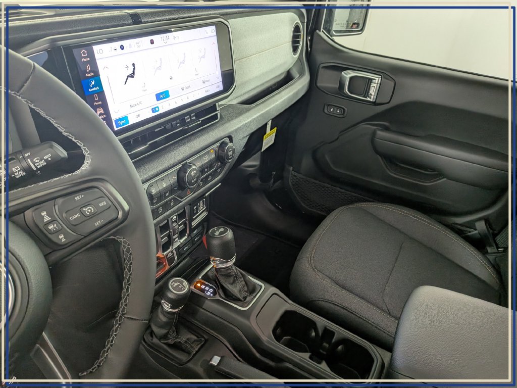 2026 Jeep Wrangler 4-Door Willys - Photo 24