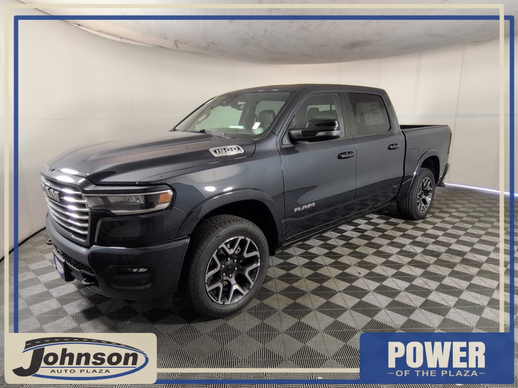 2026 Ram 1500 LARAMIE CREW CAB 4X4 5'7 BOX Pickup