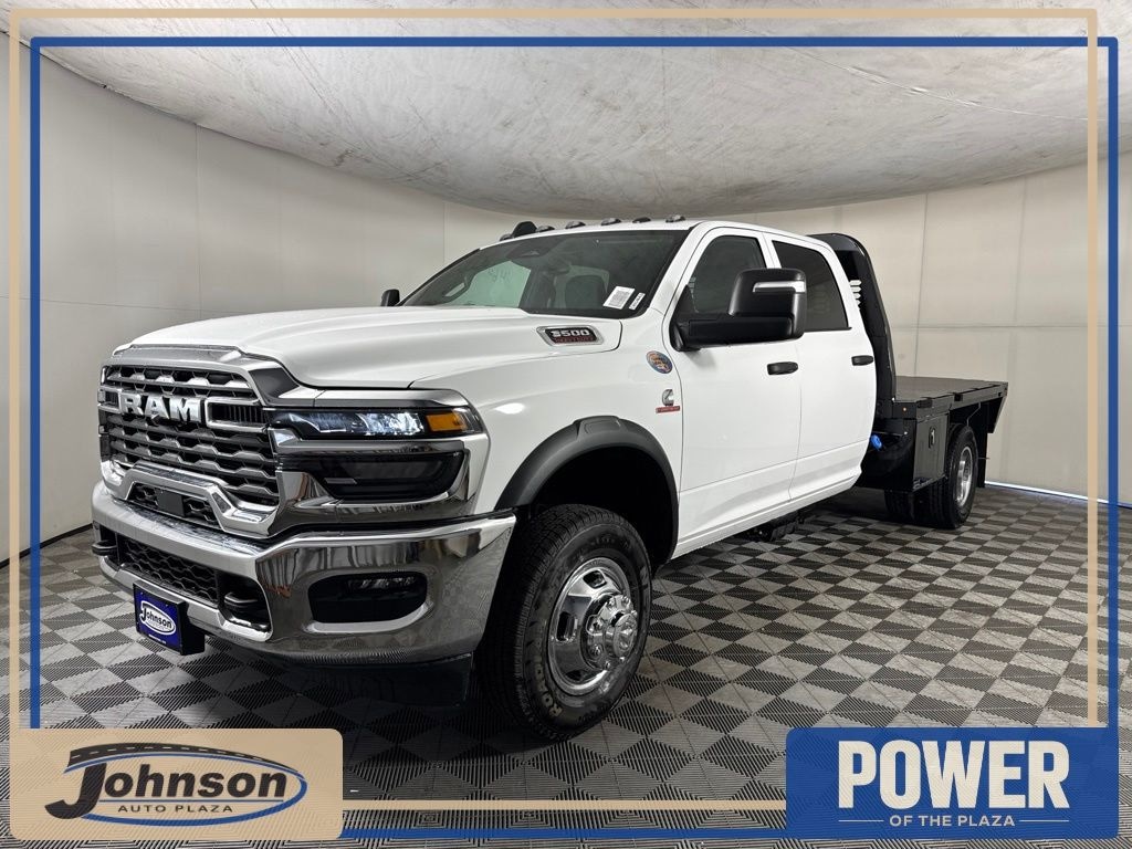 New 2026 Ram 3500 Chassis Cab TRADESMAN CREW 4X4 60' CA Pickup