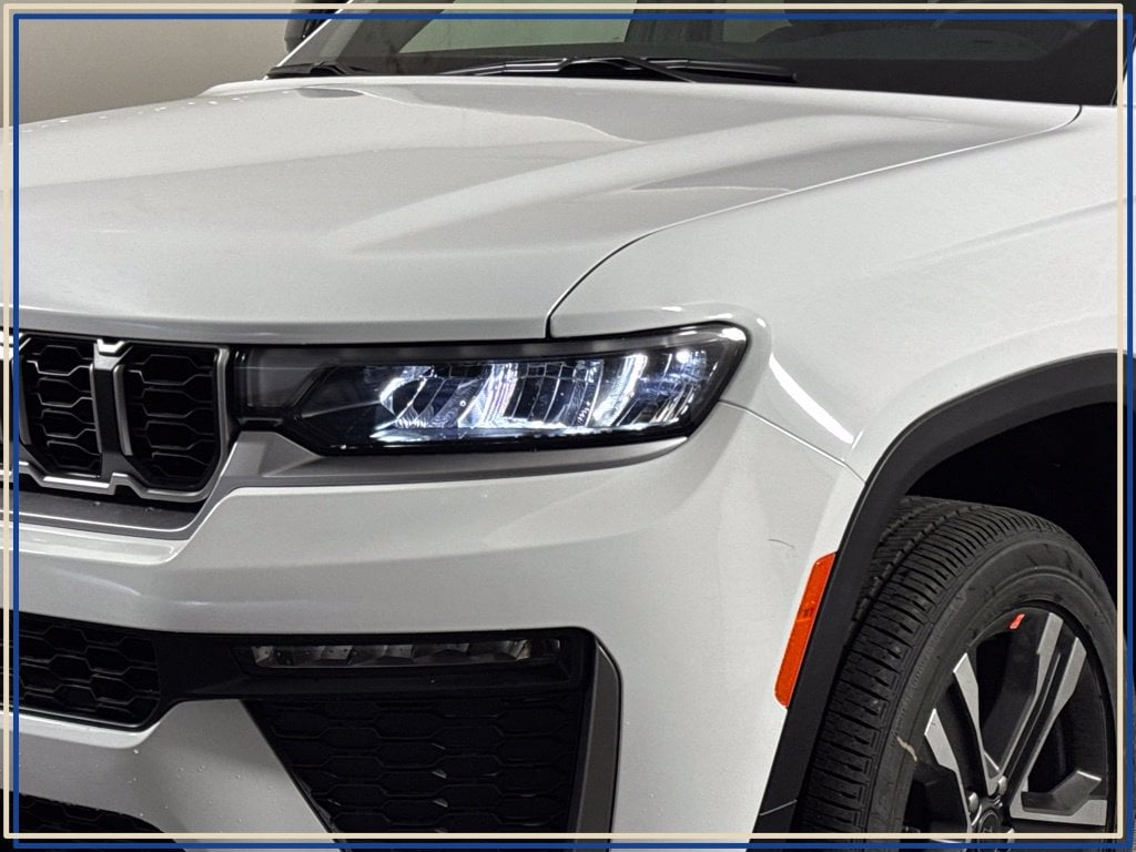 New 2027 Jeep Grand Cherokee LIMITED 4X4 Sport Utility