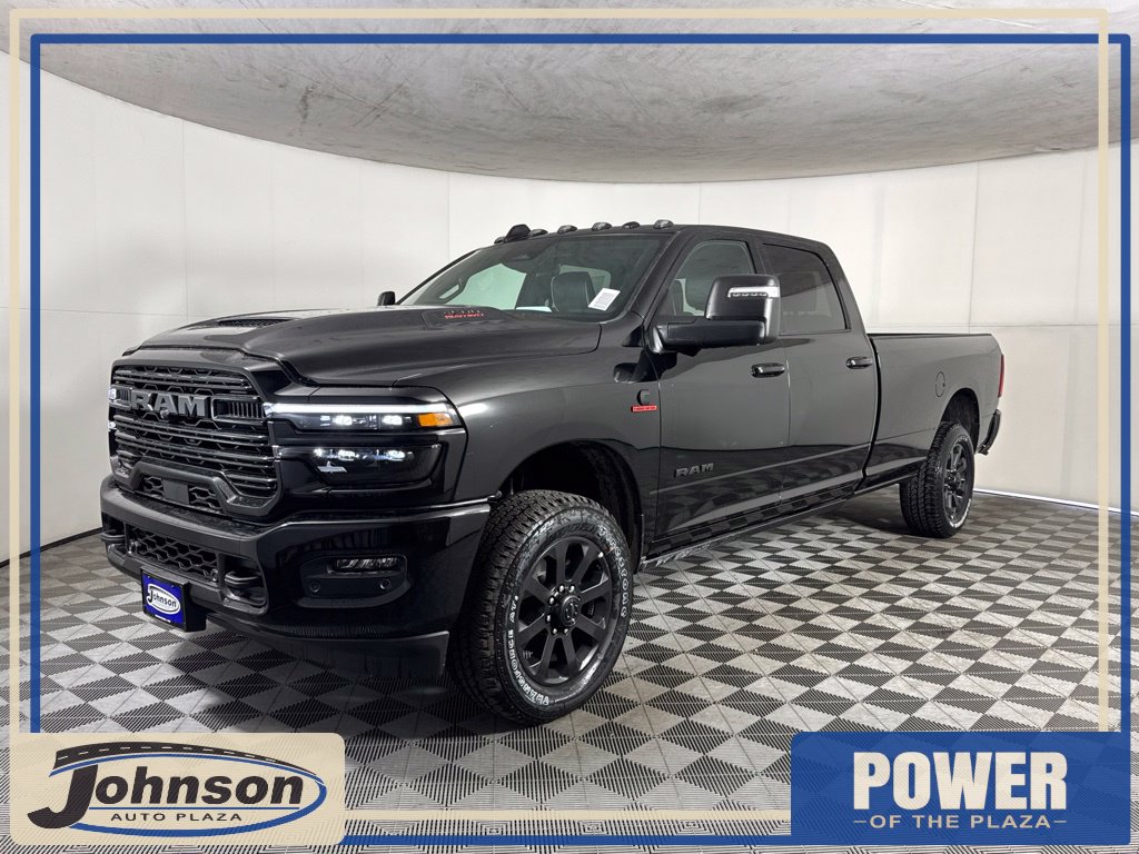 2027 Ram 3500 LARAMIE CREW CAB 4X4 8' BOX Pickup