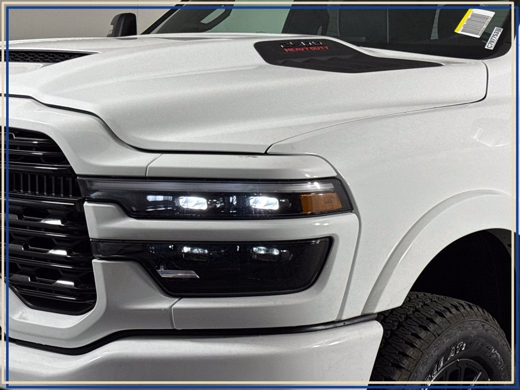 New 2027 Ram 2500 LIMITED CREW CAB 4X4 6'4 BOX Pickup