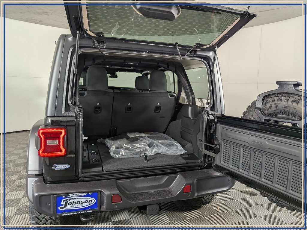 2026 Jeep Wrangler 4-Door Willys - Photo 9