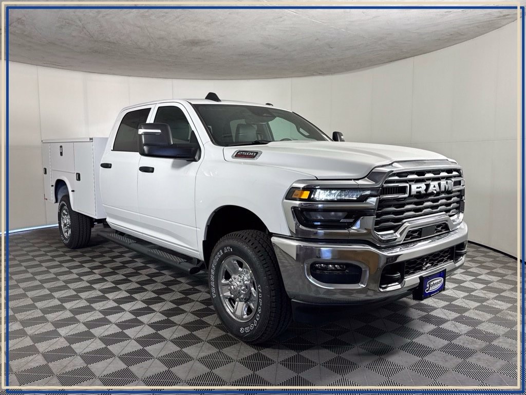 New 2026 Ram 2500 TRADESMAN CREW CAB 4X4 8' BOX Pickup