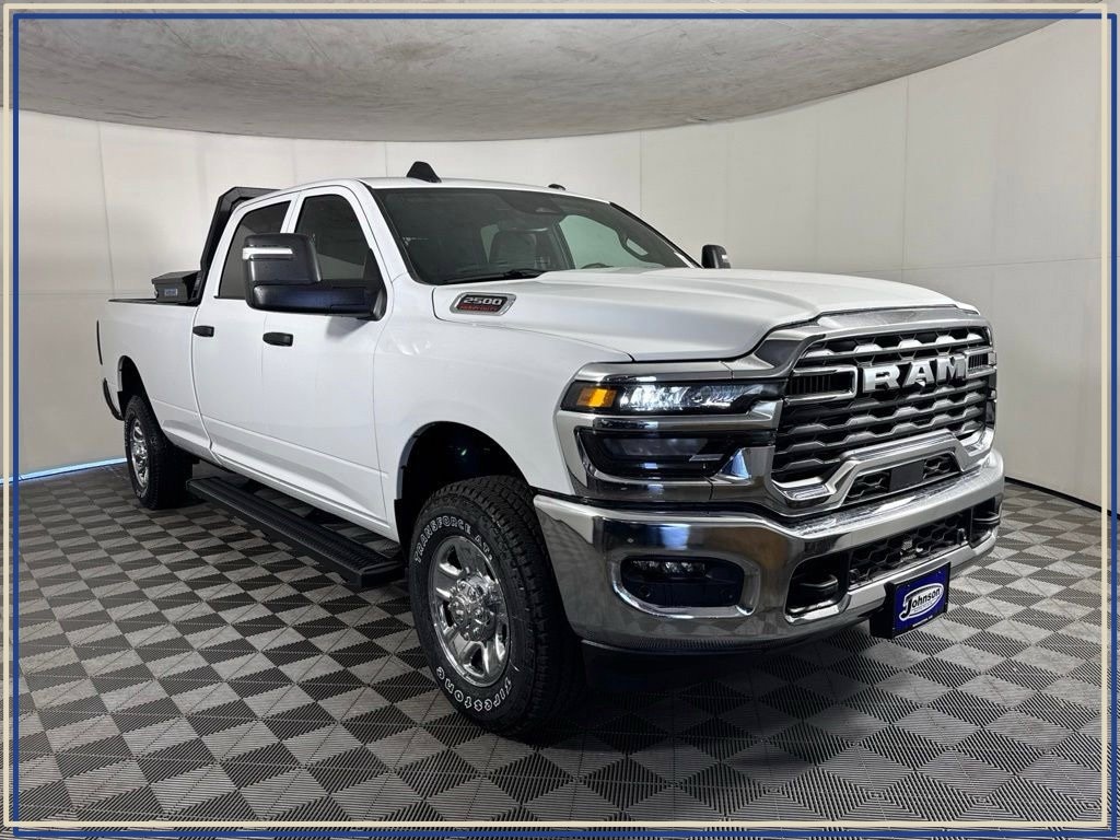 New 2026 Ram 2500 TRADESMAN CREW CAB 4X4 8' BOX Pickup