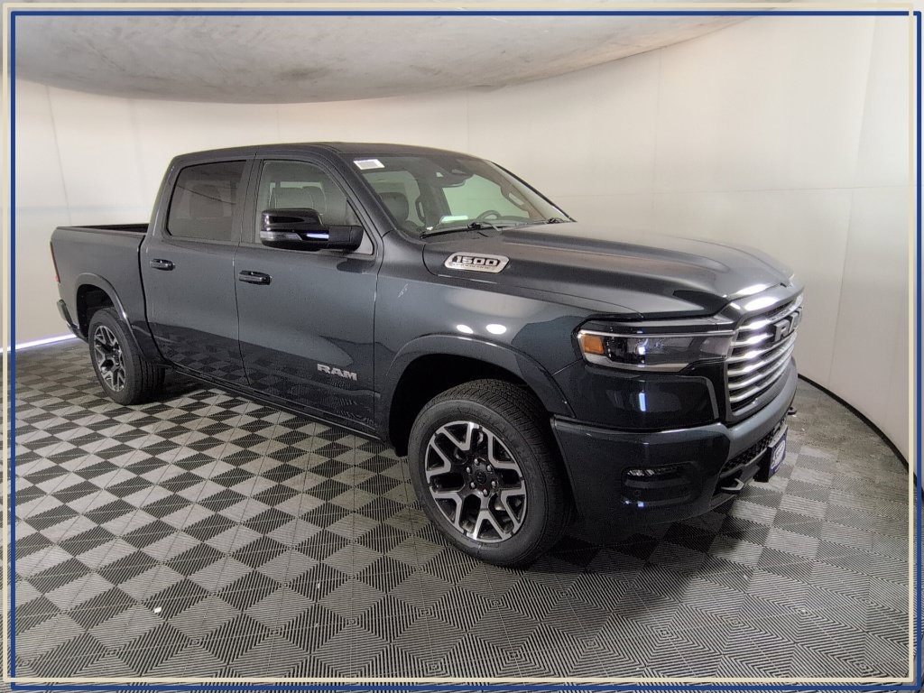 New 2026 Ram 1500 LARAMIE CREW CAB 4X4 5'7 BOX Pickup