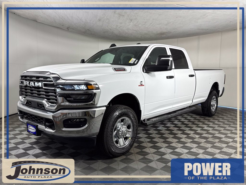 2027 Ram 3500 TRADESMAN CREW CAB 4X4 8' BOX Pickup